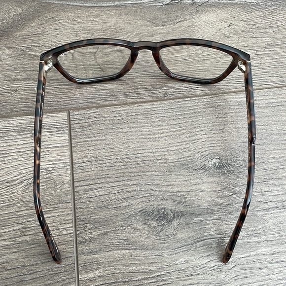 Quay Blue Light Glasses - Hardwire - Picture 8 of 14